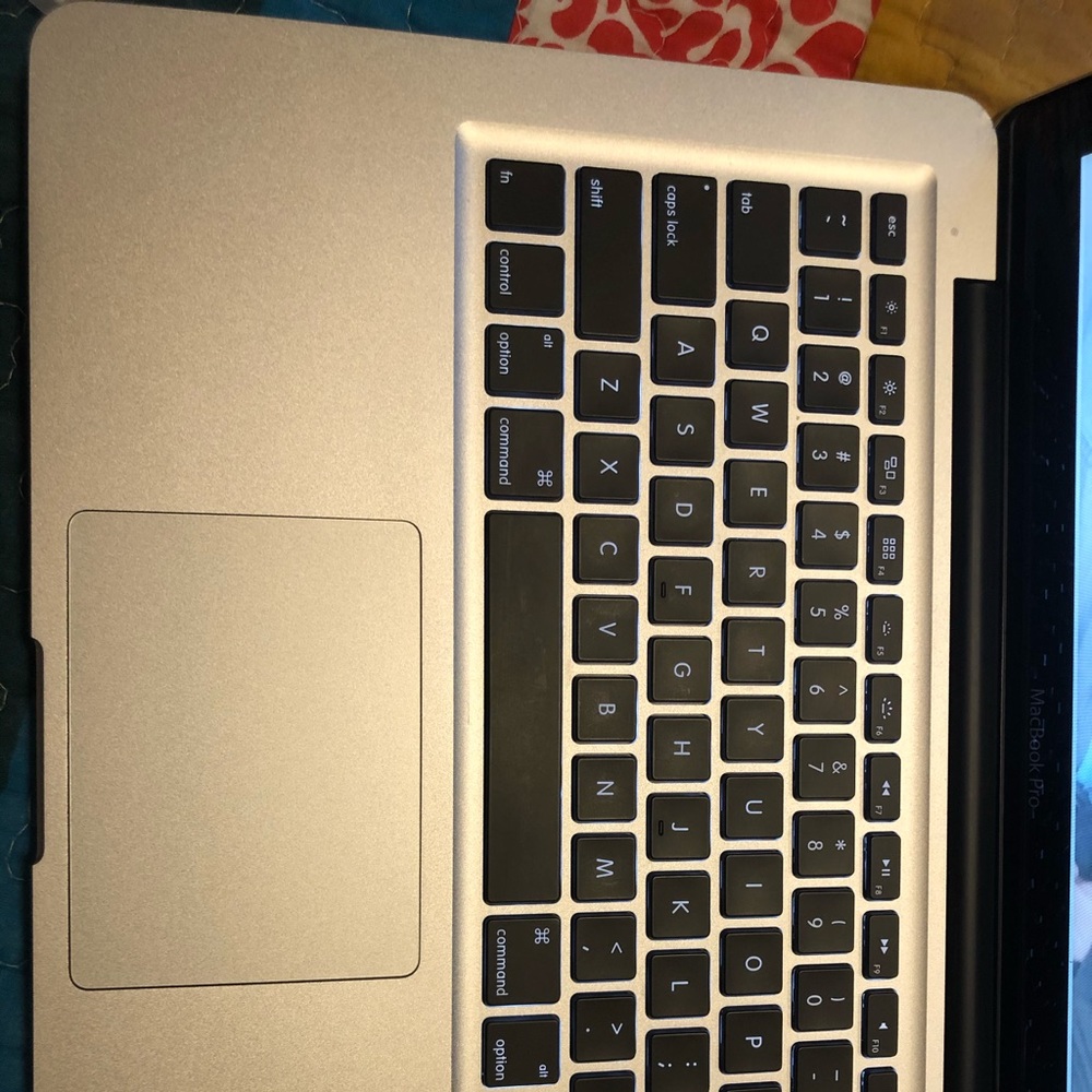 MacBookPro - Picture 4 of 10